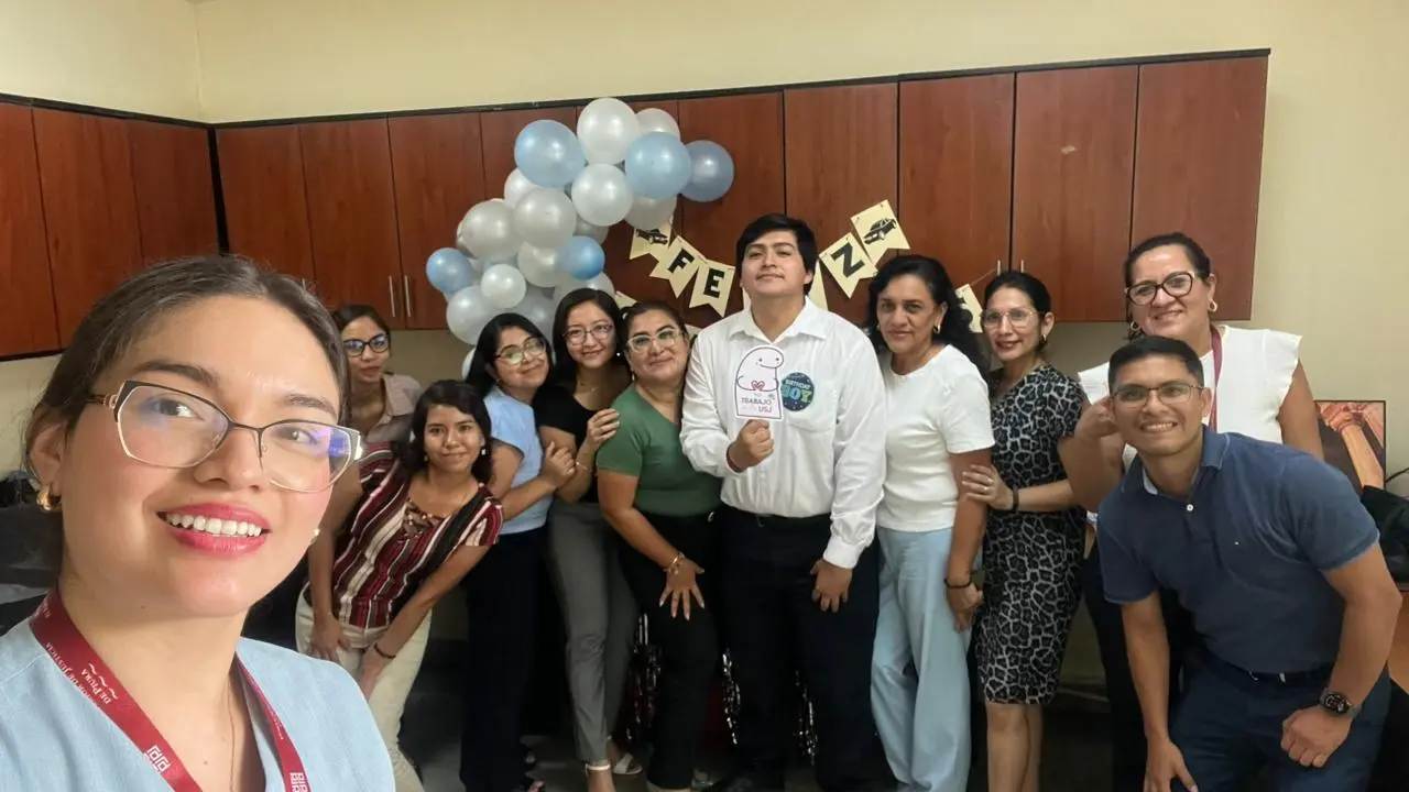 Momento especial del cumpleaños de Emilio